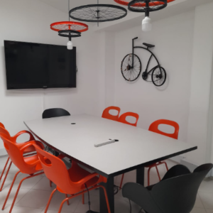 Sala de juntas de 8 personas