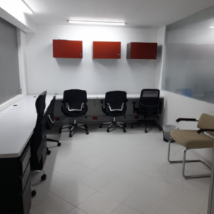 Oficina privada de 5 puestos